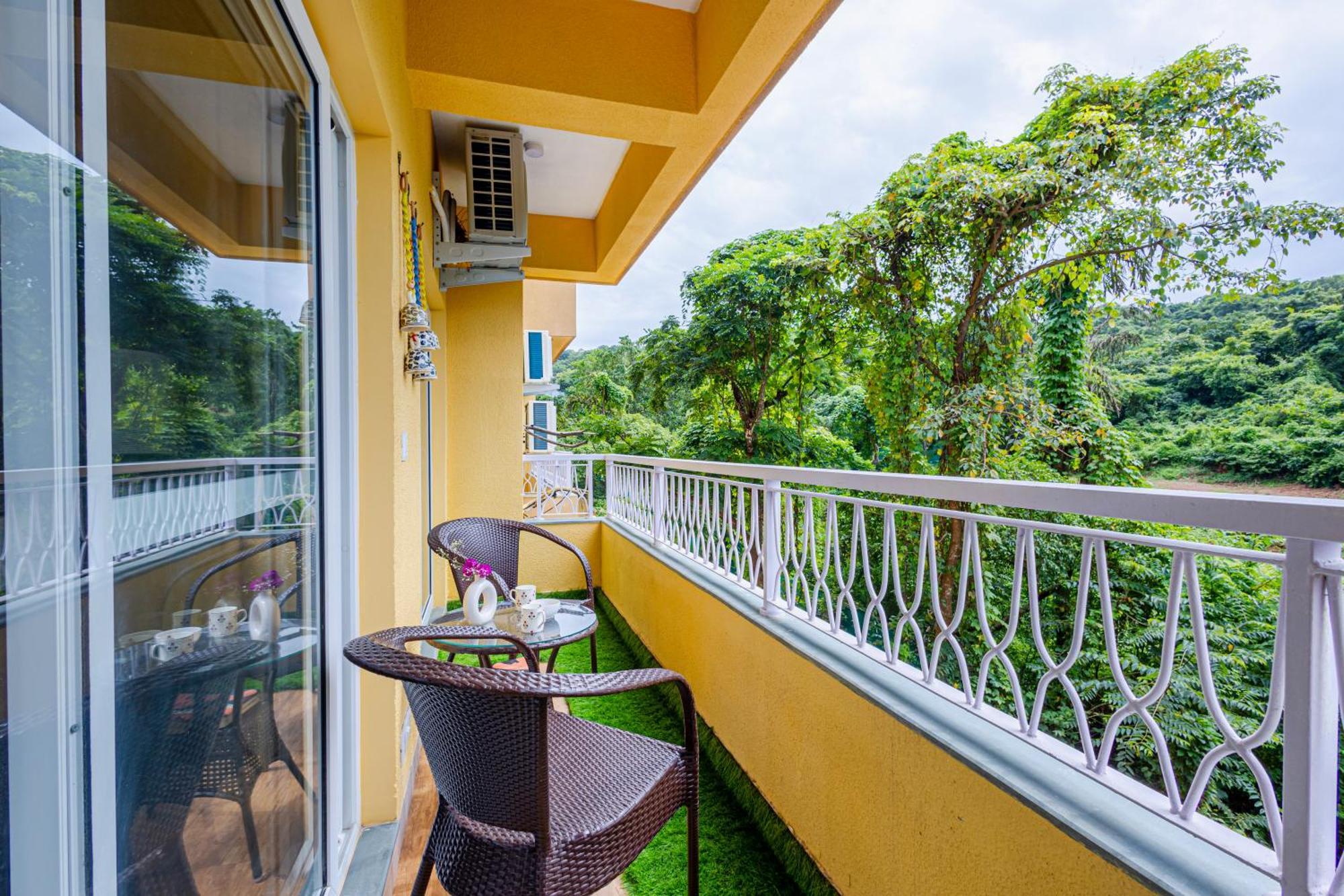 Alaya Stays 1 Bhk With Balcony & Pool - Veera Marina Candolim Exterior foto